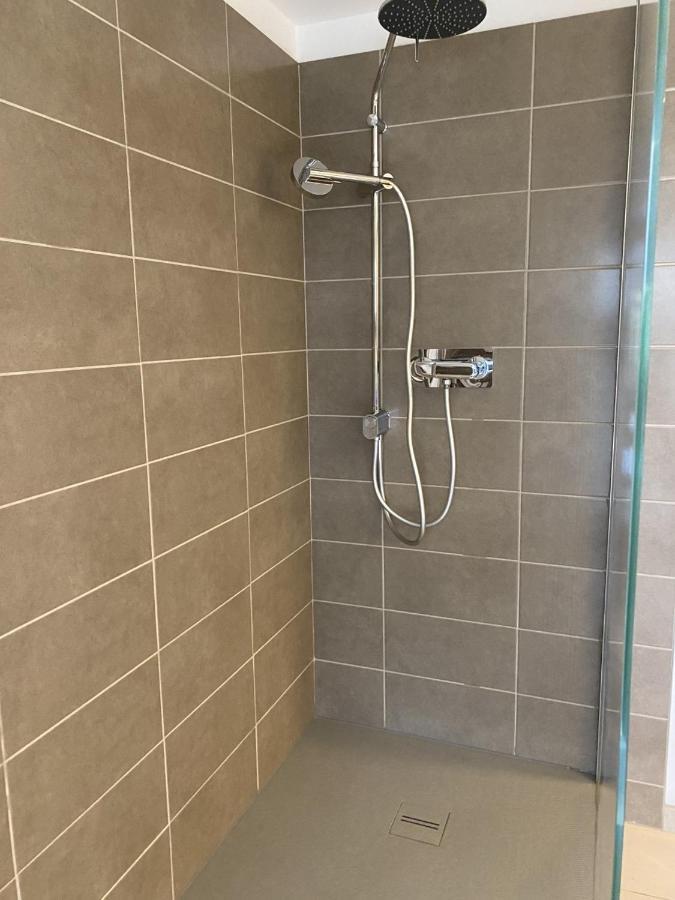 La Suite De Charme Du Mas De La Fontaine De Jonquier Avec Spa Privatif Séguret Exterior foto