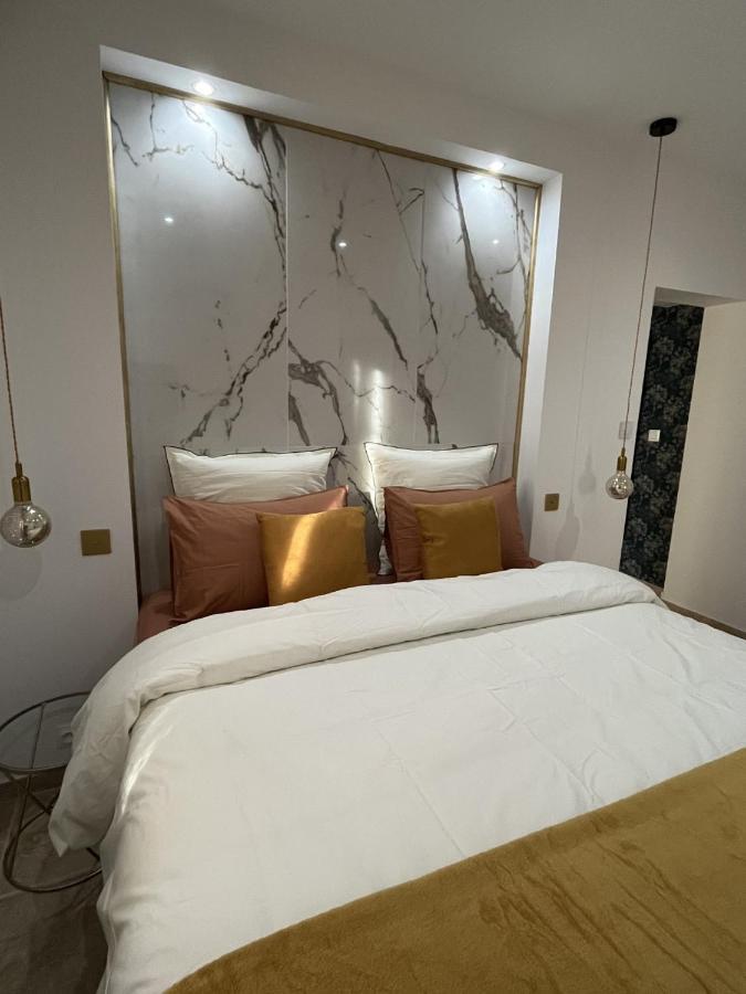 La Suite De Charme Du Mas De La Fontaine De Jonquier Avec Spa Privatif Séguret Exterior foto